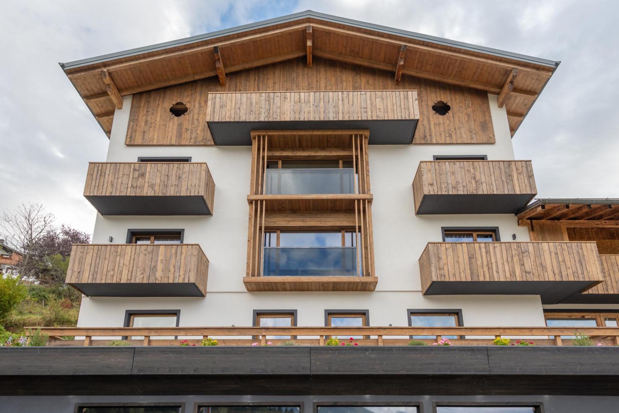Ama Dolomiti Aparthotel Vigo di Cadore Eksteriør bilde